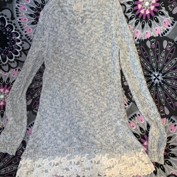 Heather blue and cream sweater lace Fringe on end - Picture 4 of 4